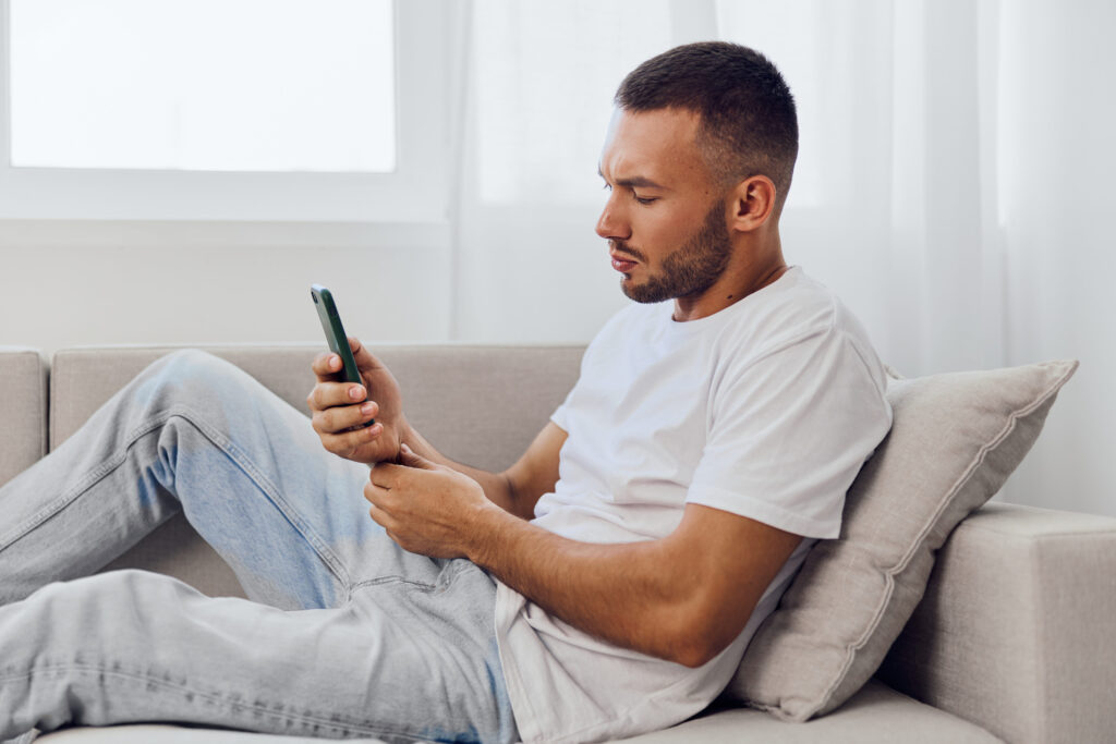 Chat Credits kopen op Paragnost Zeno